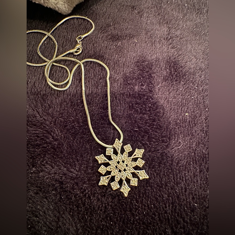 Sterling silver snowflake necklace